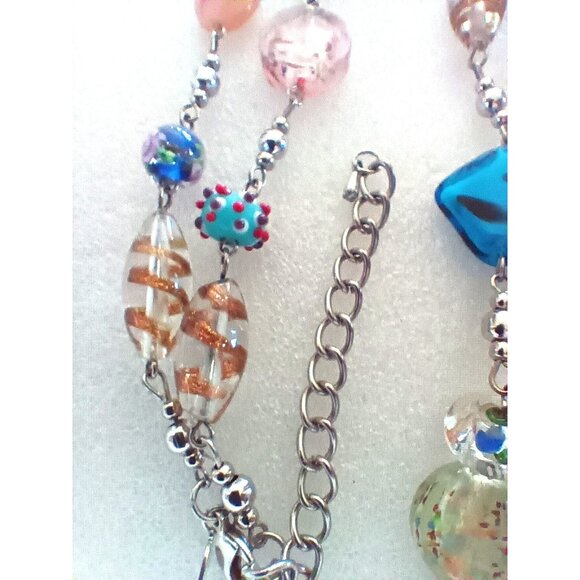 Crown Tafari  Glass Multicolor Beaded Necklace With Adjustable Chain & Lobster - Picture 6 of 8